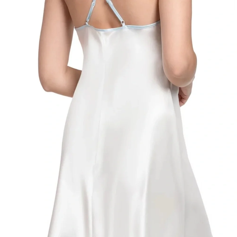 Bridal Robe Set - Picture 5 of 8